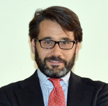 Dr. José Luis Pérez Triviño Profesor Titular de Filosofía del Derecho, Departamento de Derecho.